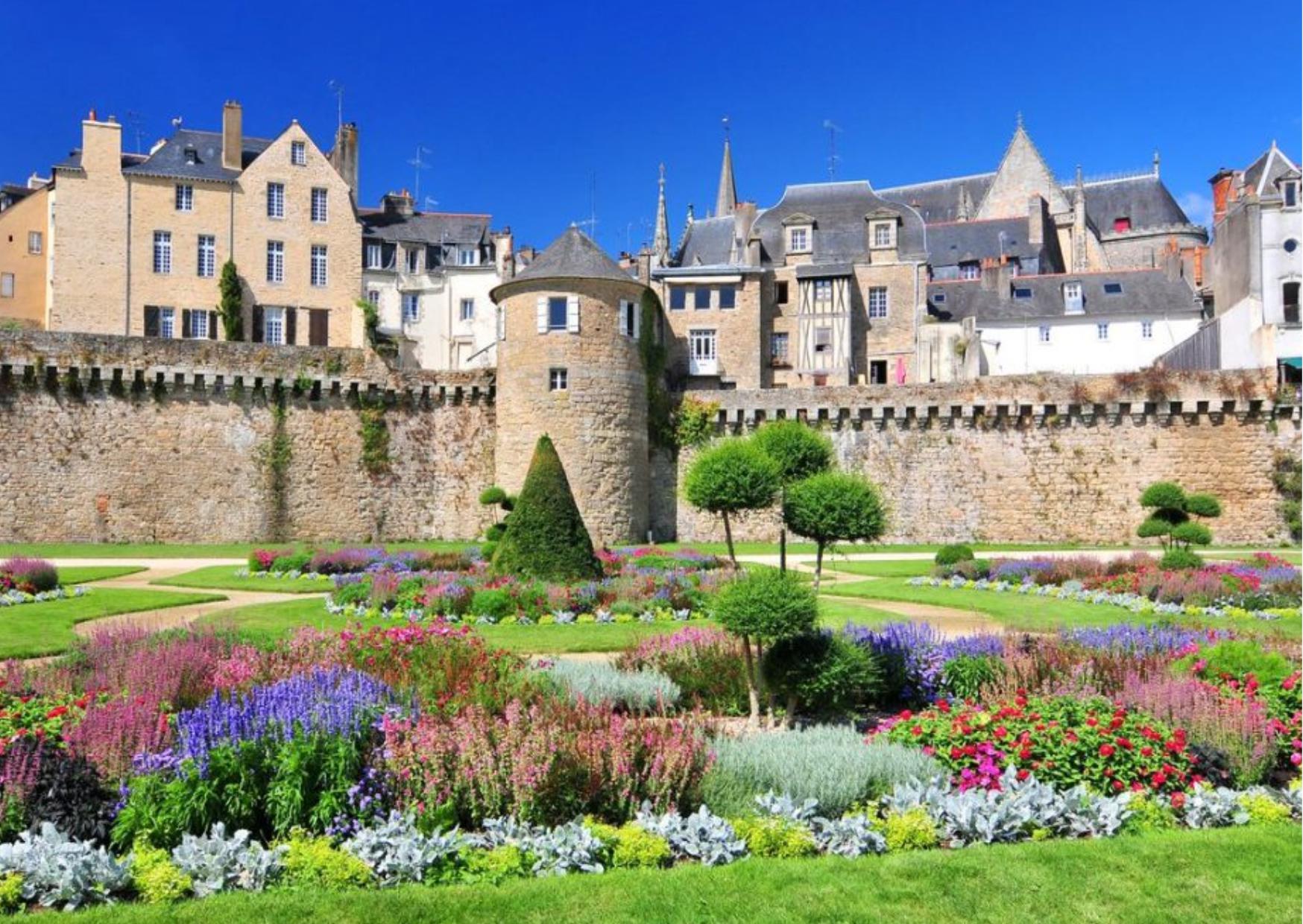 Professional relocation to the Remparts Gardens in Vannes